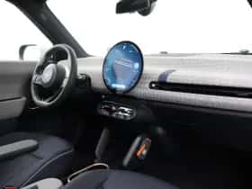 MINI Cooper (2026) thumbnail 10