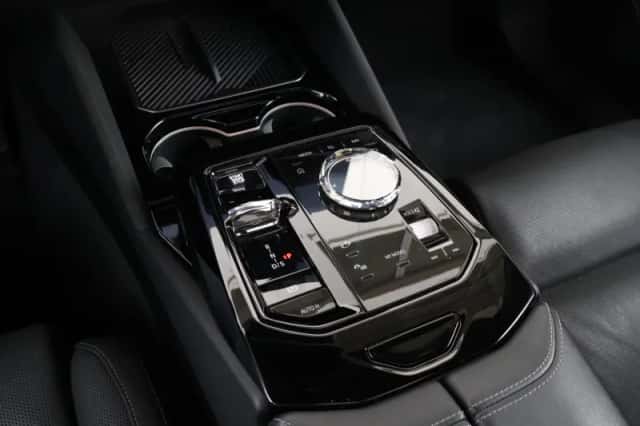 BMW 5-Serie (2024) thumbnail 24