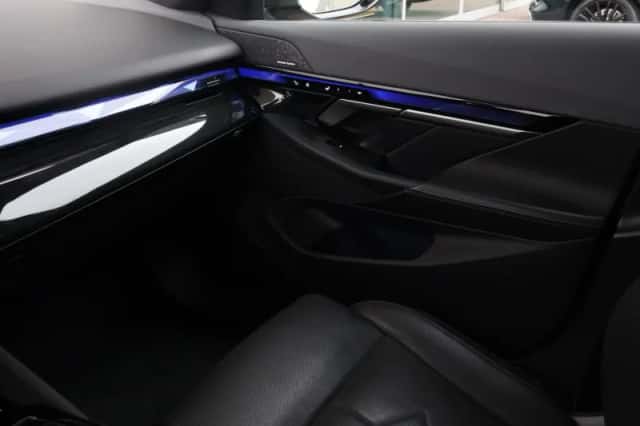 BMW 5-Serie (2024) thumbnail 41