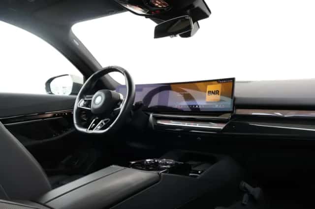 BMW 5-Serie (2024) thumbnail 10