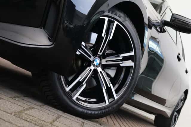 BMW 3-Serie (2024) thumbnail 3