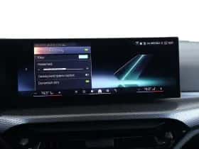 BMW 3-Serie (2024) thumbnail 30