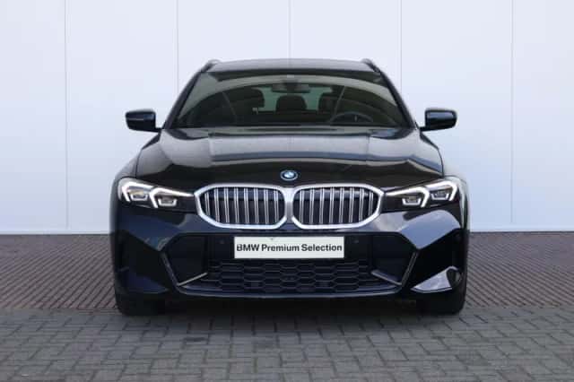 BMW 3-Serie (2024) thumbnail 4