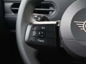 MINI Cooper (2025) thumbnail 17
