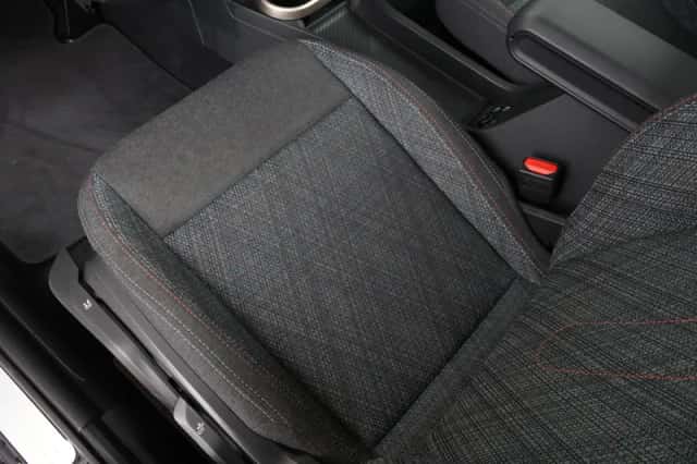 MINI Cooper (2025) thumbnail 37