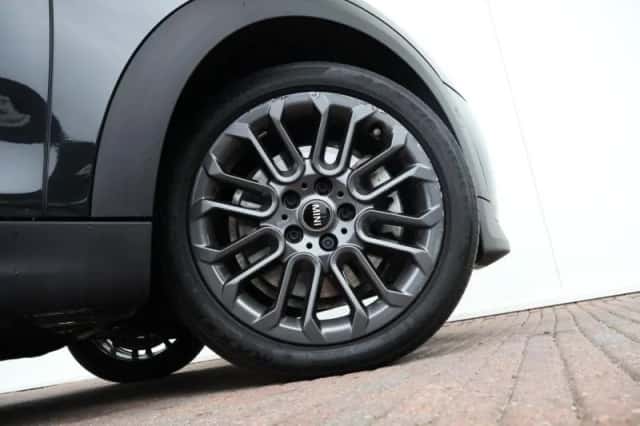 MINI Cooper (2025) thumbnail 46
