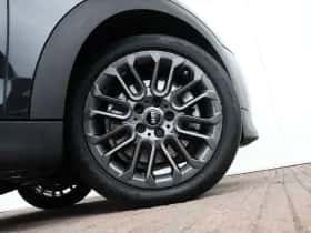 MINI Cooper (2025) thumbnail 46