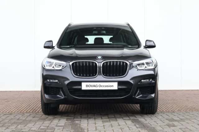 BMW X3 (2021) thumbnail 2