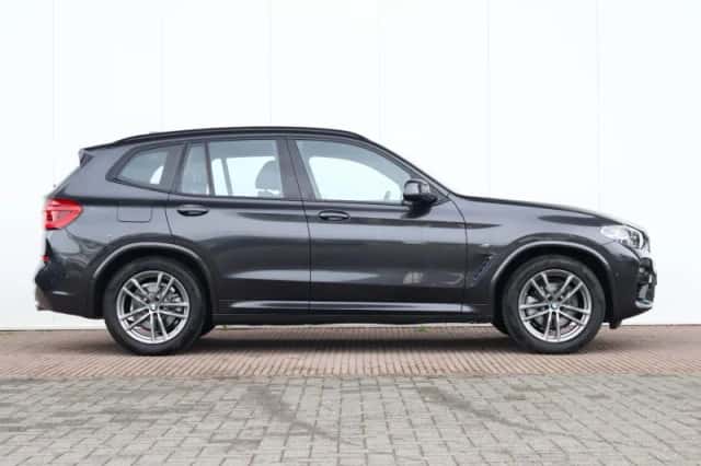 BMW X3 (2021) thumbnail 5