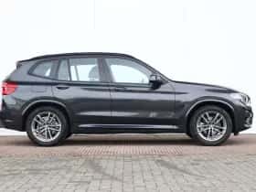 BMW X3 (2021) thumbnail 5