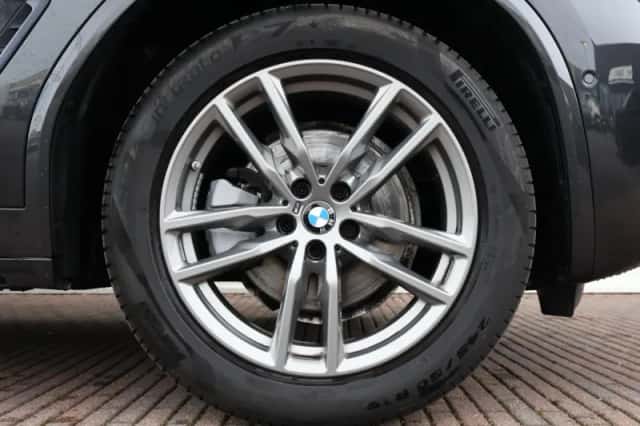 BMW X3 (2021) thumbnail 6