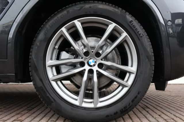 BMW X3 (2021) thumbnail 6