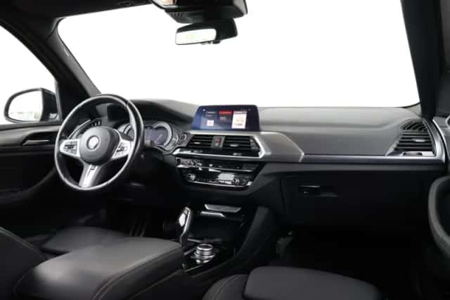 BMW X3 (2021) thumbnail 10