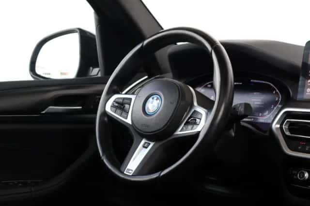 BMW X3 (2022) thumbnail 11