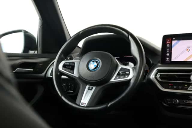 BMW X3 (2022) thumbnail 13