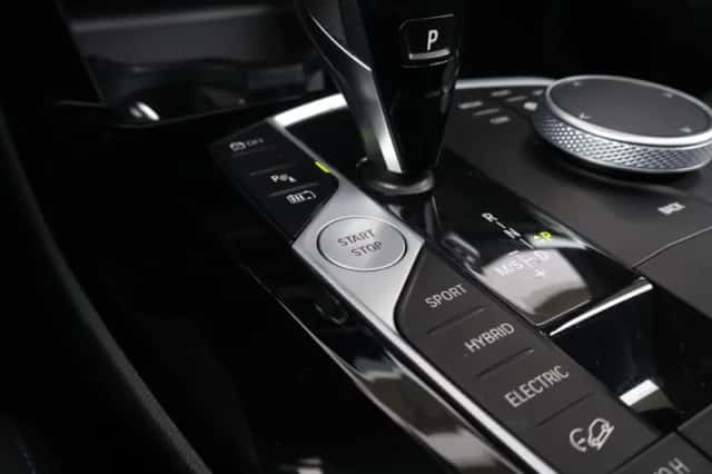 BMW X3 (2022) thumbnail 23