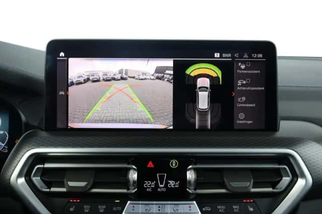 BMW X3 (2022) thumbnail 36