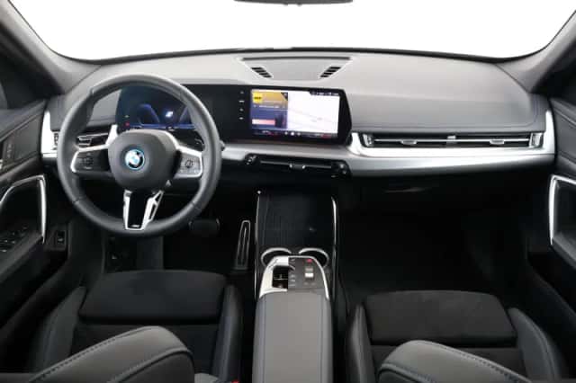 BMW X1 (2025) thumbnail 12