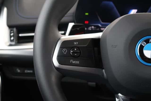 BMW X1 (2025) thumbnail 18