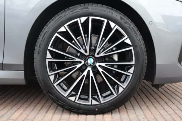 BMW 2-Serie (2025) thumbnail 6