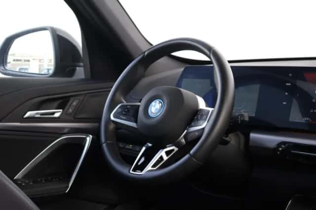 BMW X1 (2025) thumbnail 11