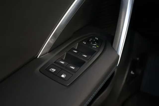 BMW X1 (2025) thumbnail 15