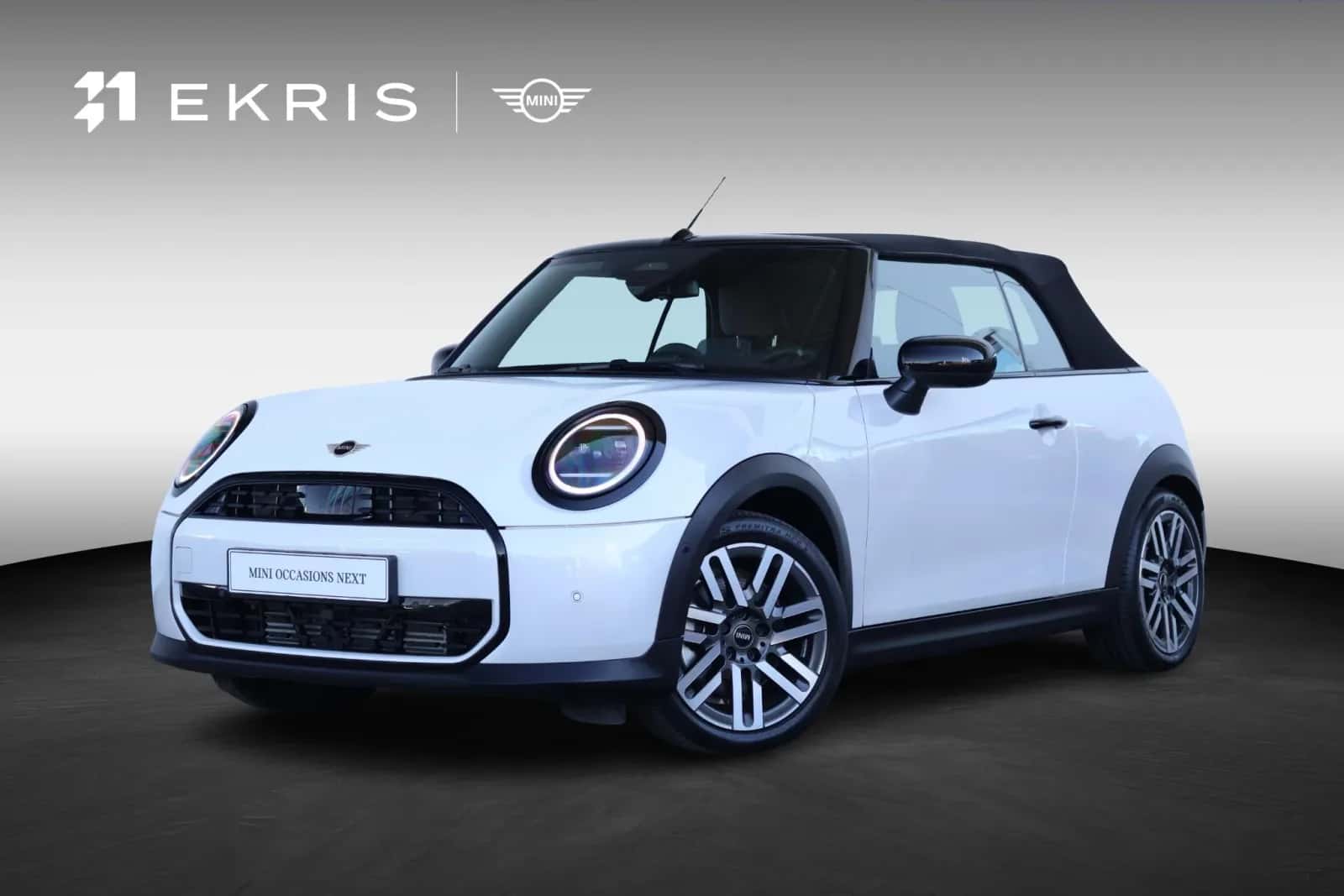 MINI Cabrio (2025) — foto 1