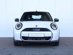 MINI Cabrio (2025) thumbnail 2