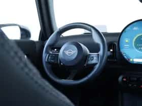 MINI Cabrio (2025) thumbnail 16