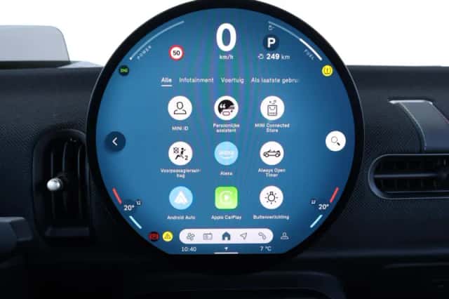 MINI Cabrio (2025) thumbnail 34