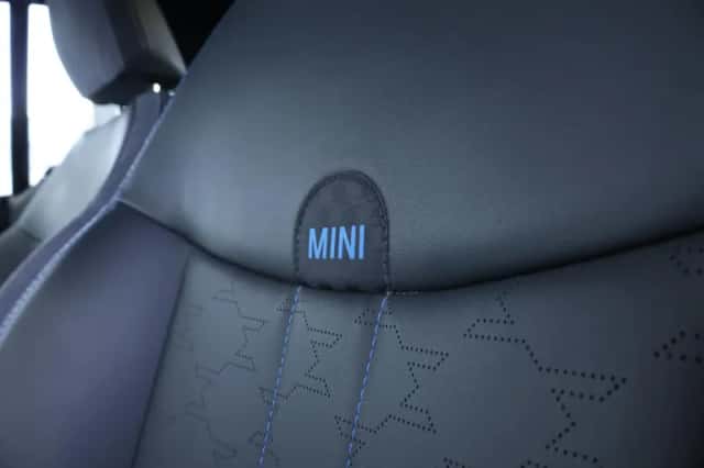 MINI Cabrio (2025) thumbnail 45