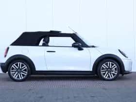 MINI Cabrio (2025) thumbnail 6