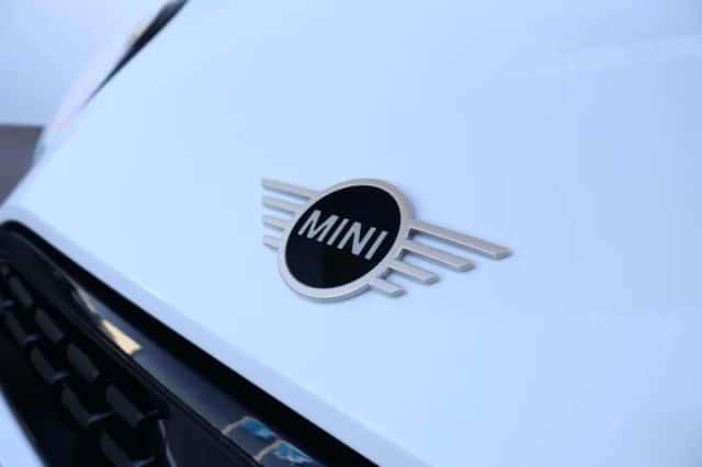 MINI Cabrio (2025) thumbnail 51