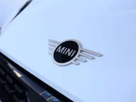 MINI Cabrio (2025) thumbnail 51