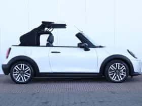 MINI Cabrio (2025) thumbnail 7