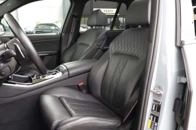 BMW X5 (2025) thumbnail 48