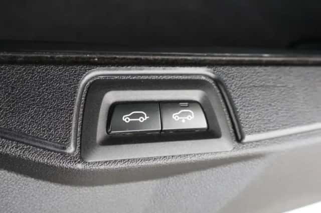 BMW X5 (2025) thumbnail 57