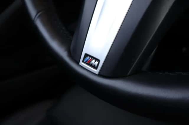 BMW i4 (2023) thumbnail 16