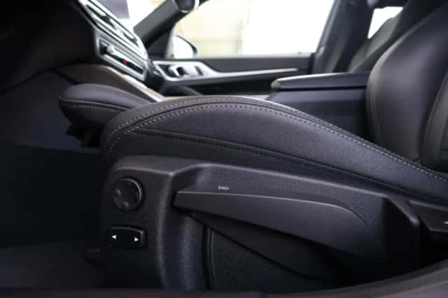 BMW i4 (2023) thumbnail 20