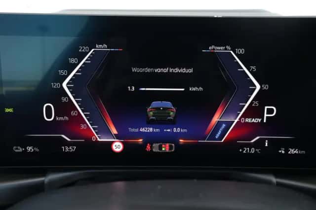 BMW i4 (2023) thumbnail 21