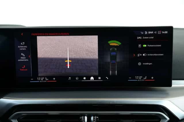 BMW i4 (2023) thumbnail 34