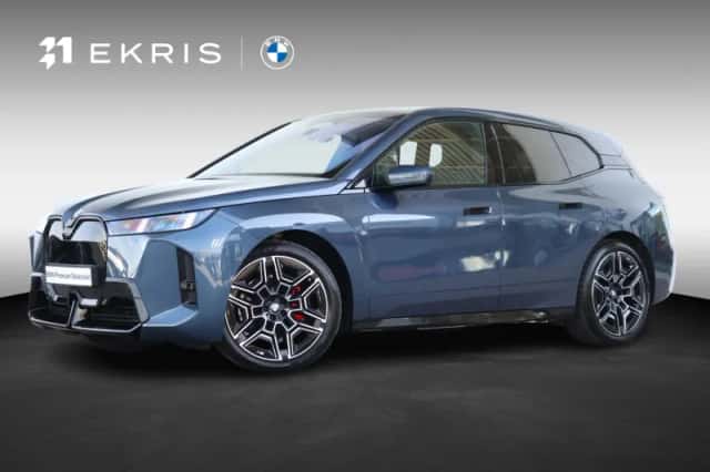 BMW iX (2025) thumbnail 1