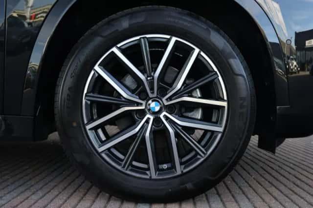 BMW X1 (2025) thumbnail 6