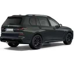 BMW X7 (2026) thumbnail 2