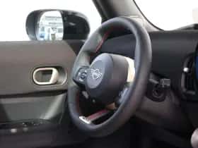 MINI Cooper (2026) thumbnail 11