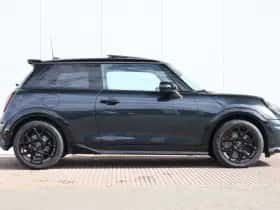 MINI Cooper (2026) thumbnail 5
