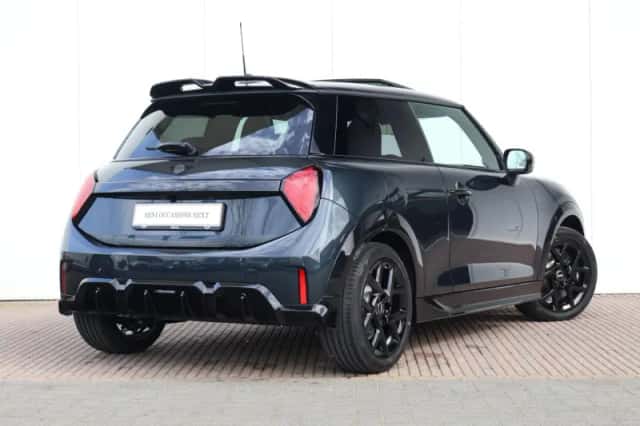 MINI Cooper (2026) thumbnail 7