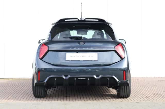 MINI Cooper (2026) thumbnail 8