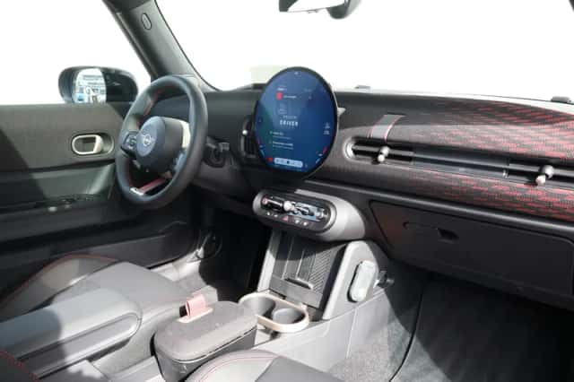 MINI Cooper (2026) thumbnail 10
