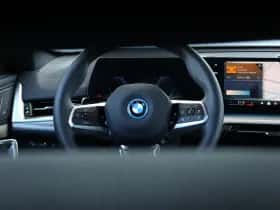 BMW iX2 (2026) thumbnail 14